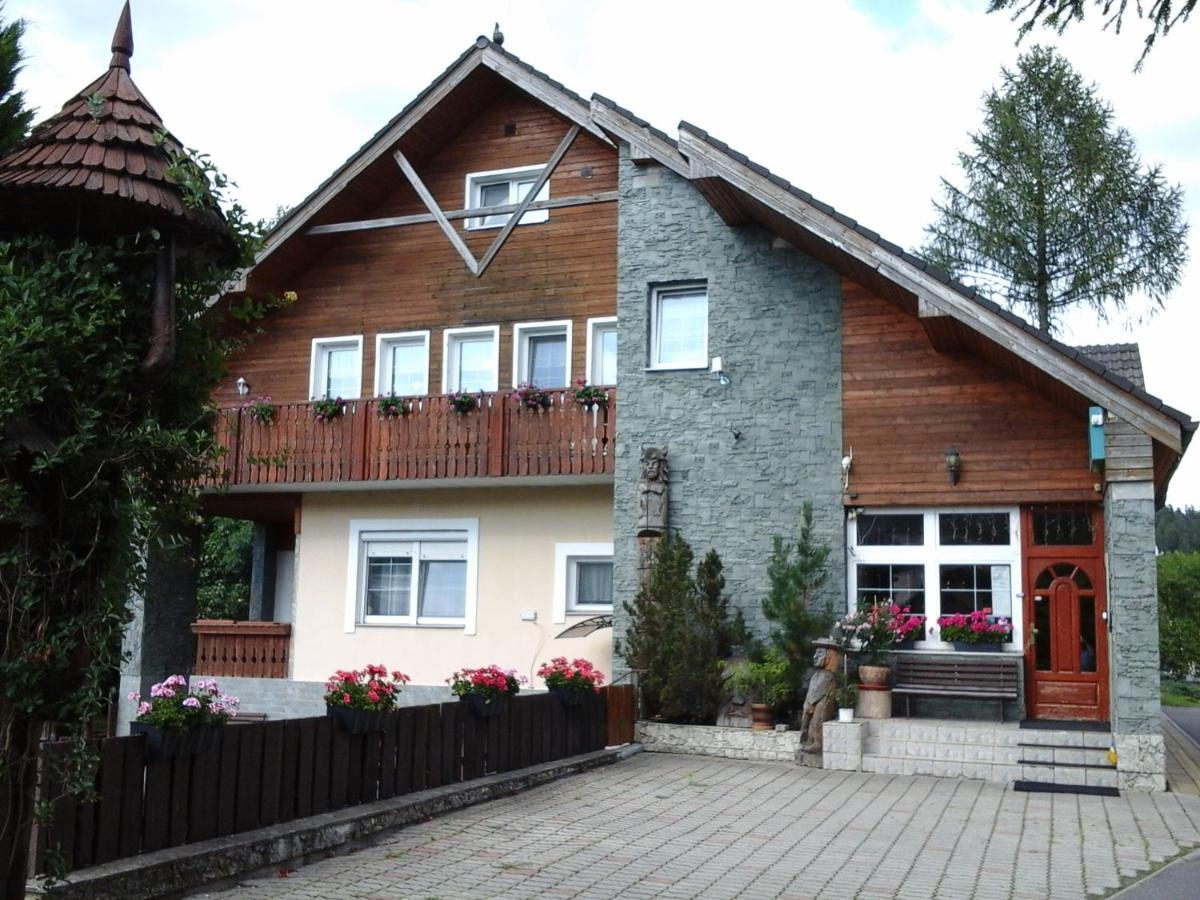 Penzion Adam - Makov Exterior foto